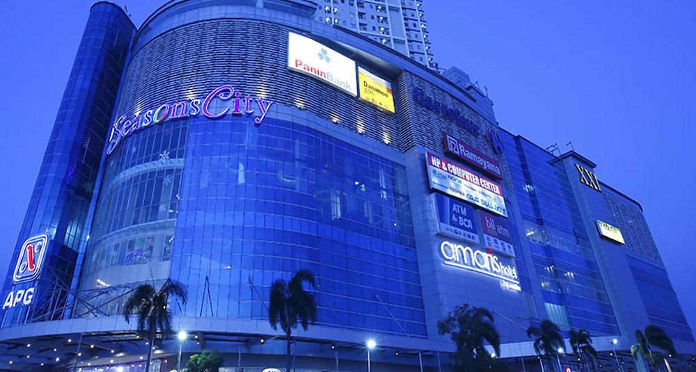 Amaris Hotel Season City Jakarta Buitenkant foto
